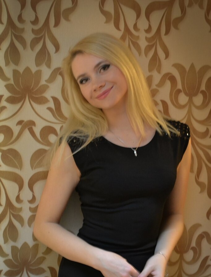 Карина привлекальеная девушка из Богородска цена от 3000 руб